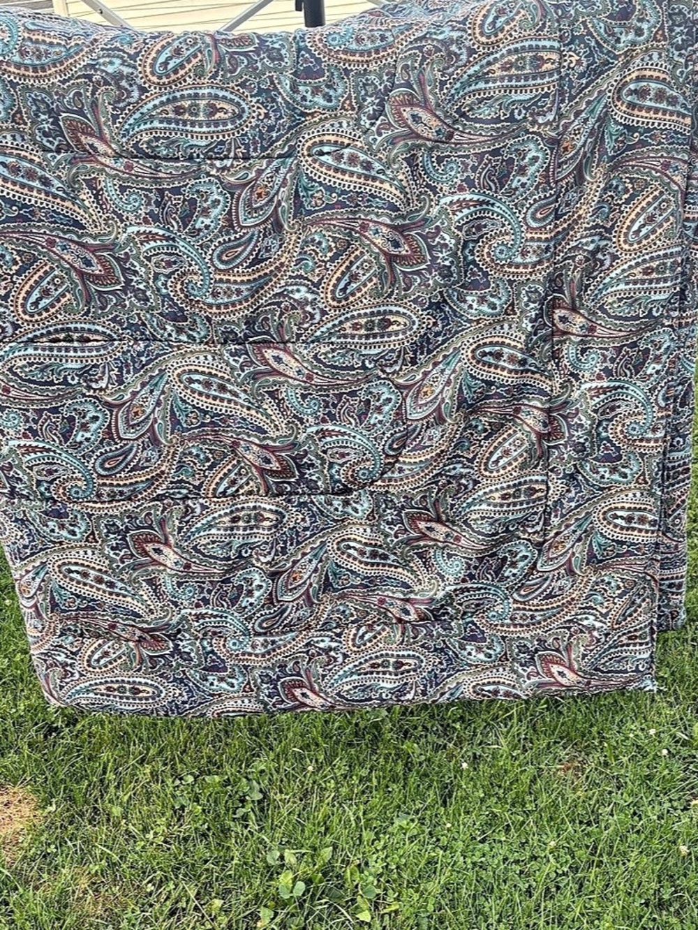 1990s JcPenney Paisley Comforter in Blue and Burgundy Closer Picture Shows Desig